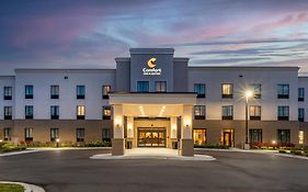 Comfort Inn & Suites Clarkston Pine Knob Area